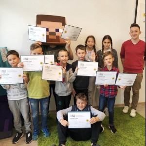 Самая новая и самая крутая локация Екатеринбурга на ул. Московская, 77 открыта! - КИБЕРшкола программирования для детей, компьютерные курсы для школьников, начинающих и подростков - KIBERone г. Хотьково